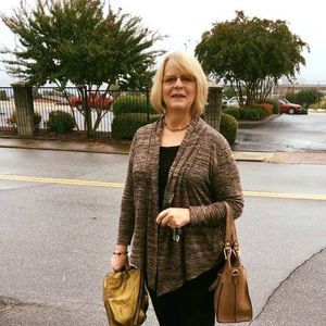 Meet your Posher, Peggy